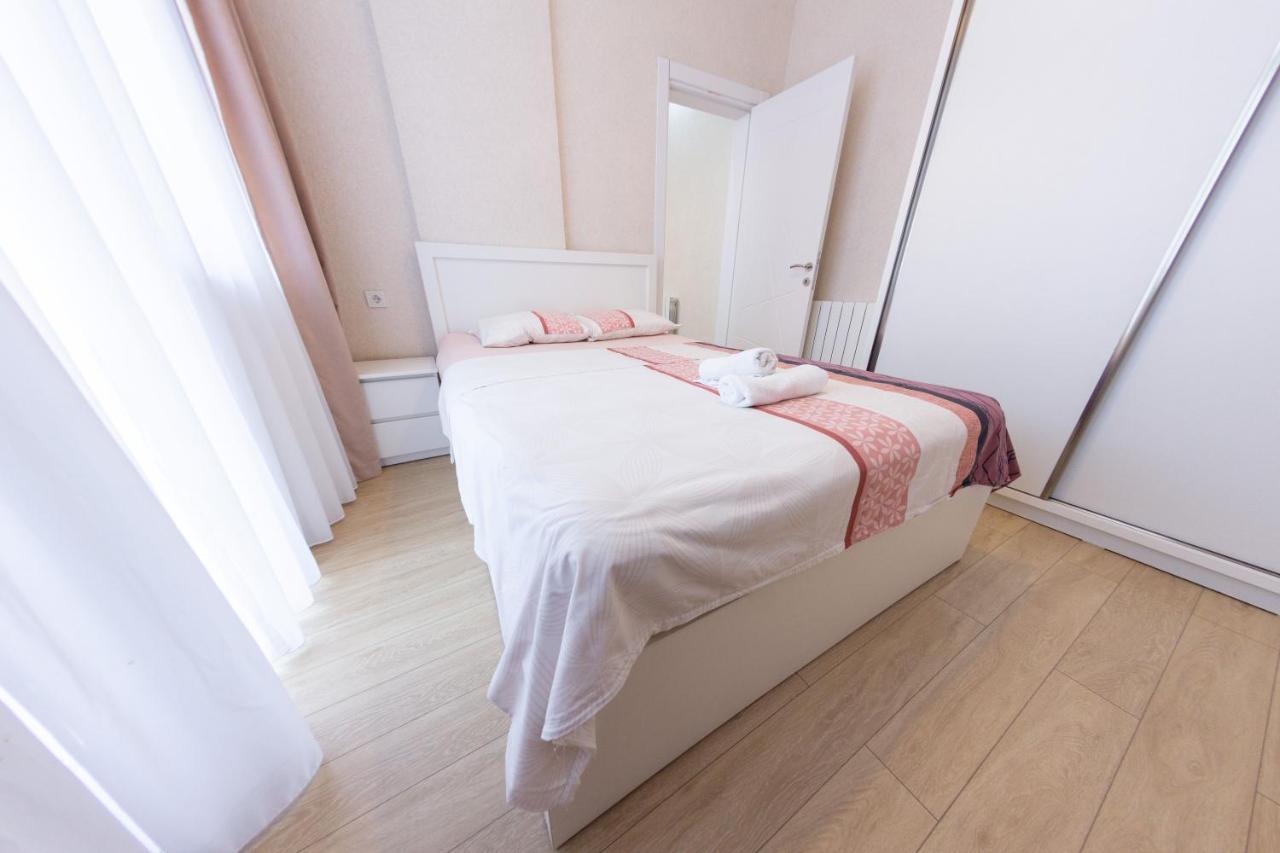 5 Apartment In One Boulding - Near Stadium Batumi Exteriér fotografie